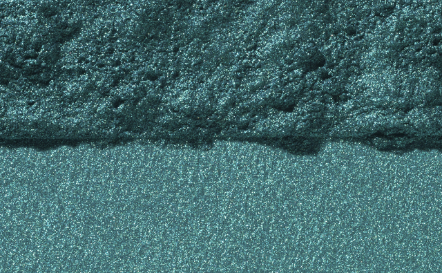 Preview of the cosmetic effect pigment Ronaflux® Specular Green
