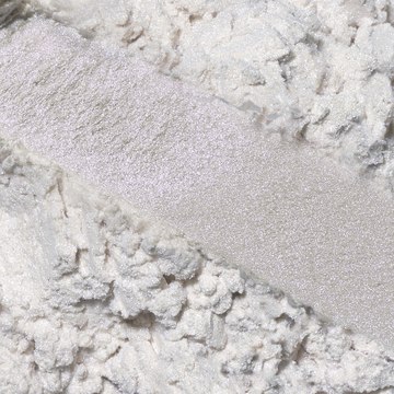 Candurin&#174; Blue Shimmer interference, blue, 10-60&#160;&#956;m particle size distribution