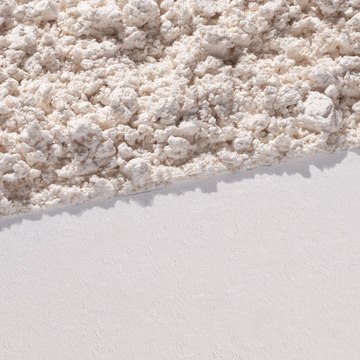 RonaFlair&#174; Low Luster Pigment texture improvement, functional filler