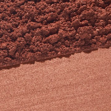 Colorona&#174; Red Brown masstone, red, copper, 10-60&#160;&#956;m particle size distribution