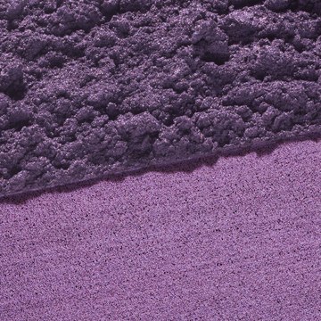 Colorona&#174; Purple masstone, violet, 10-60&#160;&#956;m particle size distribution